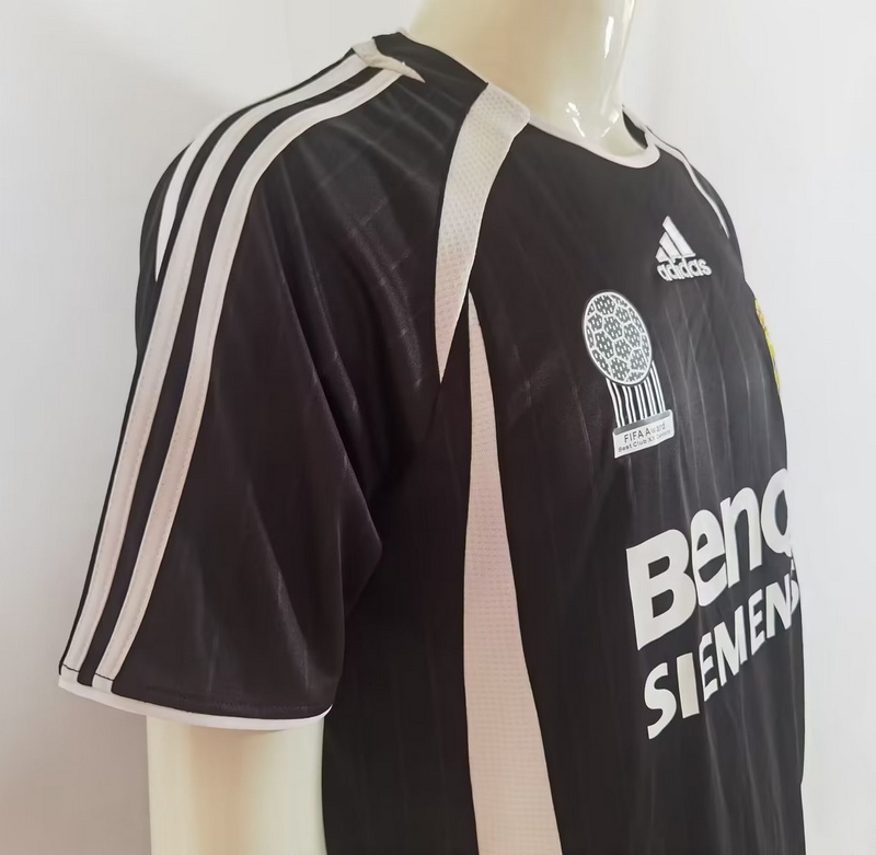 06 Real Madrid Black